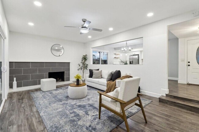 Building Photo - 4BD/2BA Recently Renovated Home in Escondido