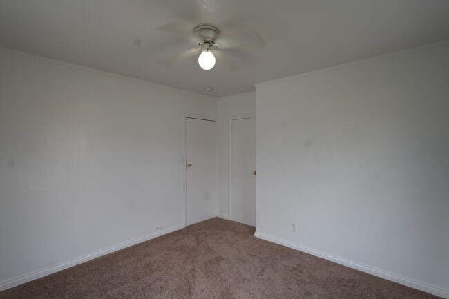 Building Photo - 917 ALAMEDA WU