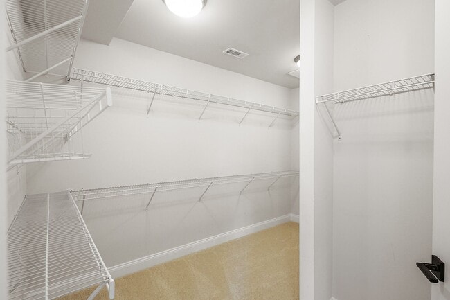 Building Photo - 2542 Cherry Tree Rd
