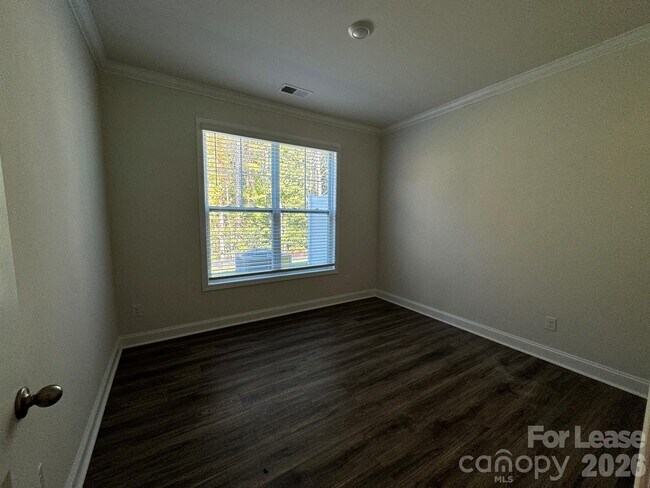 Building Photo - 4390 Bronze Blvd