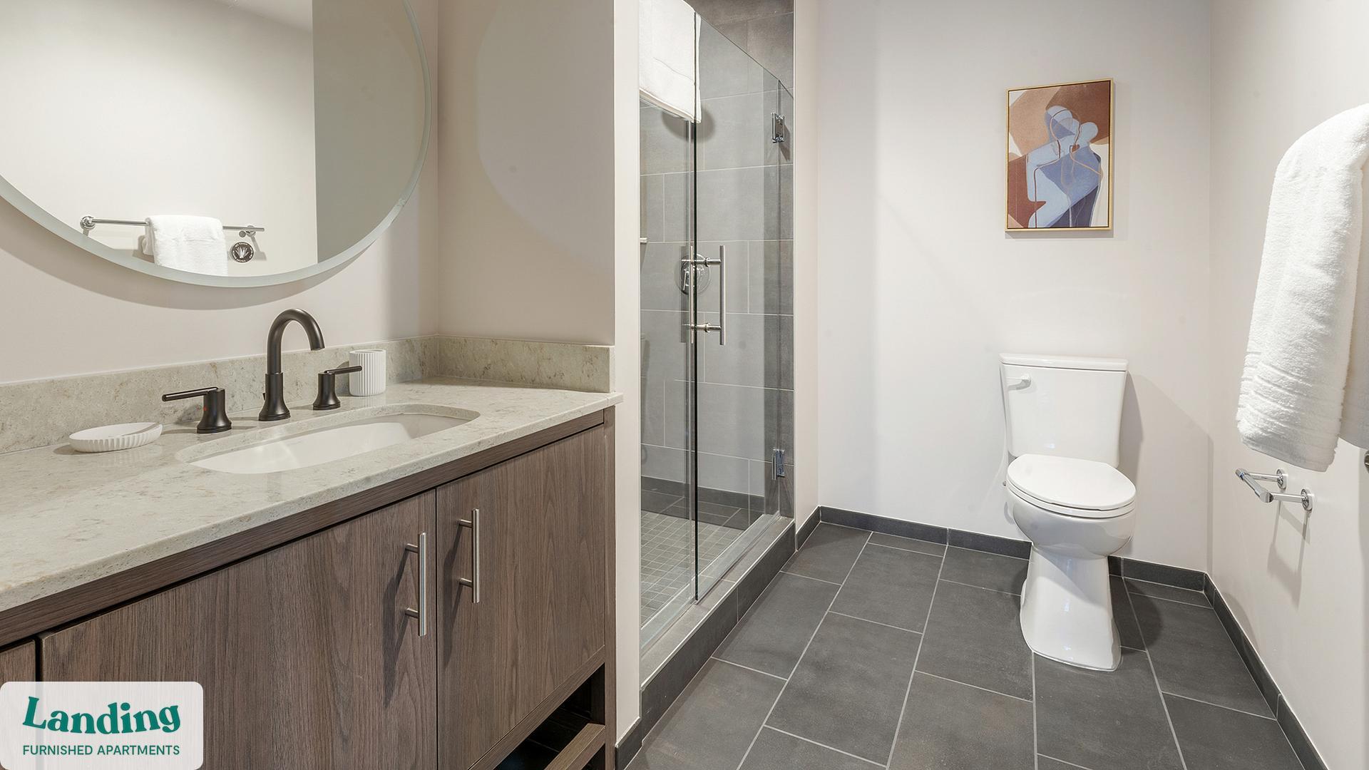 Building Photo - 350 Maple Dr SW