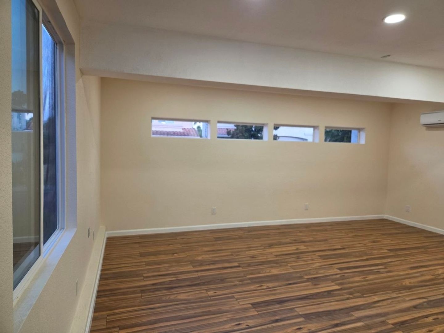 Building Photo - 3430 Corte Viejo