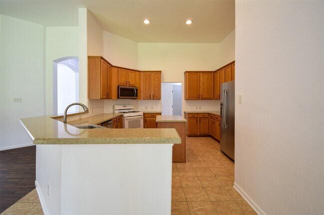Building Photo - 34 S Rambling Ridge Pl