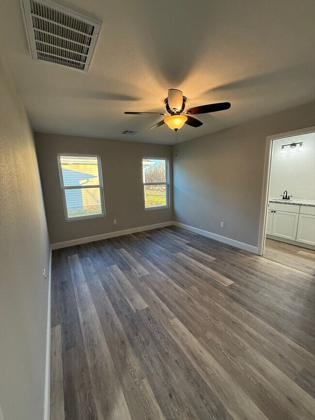 Building Photo - END OF YEAR SPECIAL: HALF OFF FIRST MONTH RENT!!!  BRAND NEW BUILD: 3 BEDROOM/ 2 BATHROOM HOUSE I...