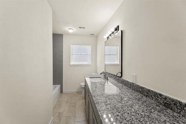 Building Photo - 22019 Kenchester Dr