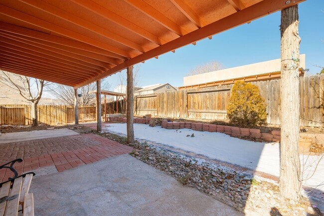 Building Photo - Move-In Ready Beauty Available Now!