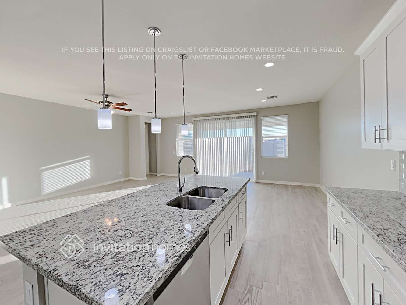 Building Photo - 7319 S 23rd Dr