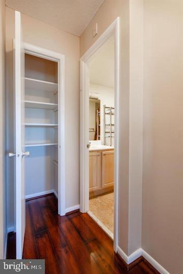 Building Photo - 1121 University Blvd W