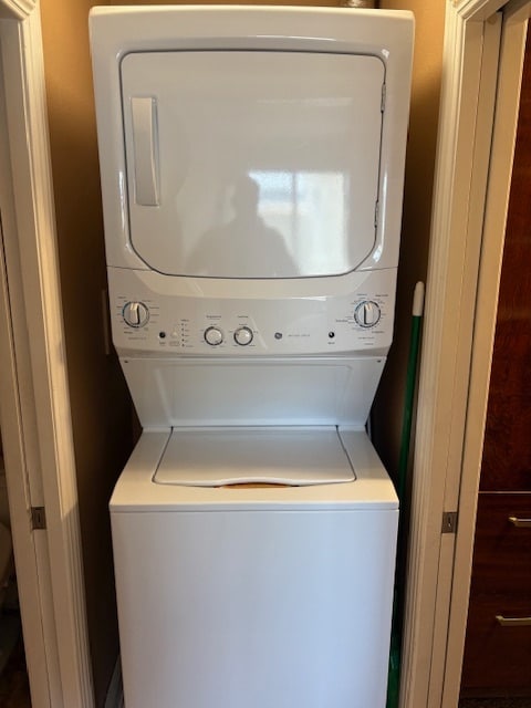 Building Photo - 711 Pacific Coast Hwy