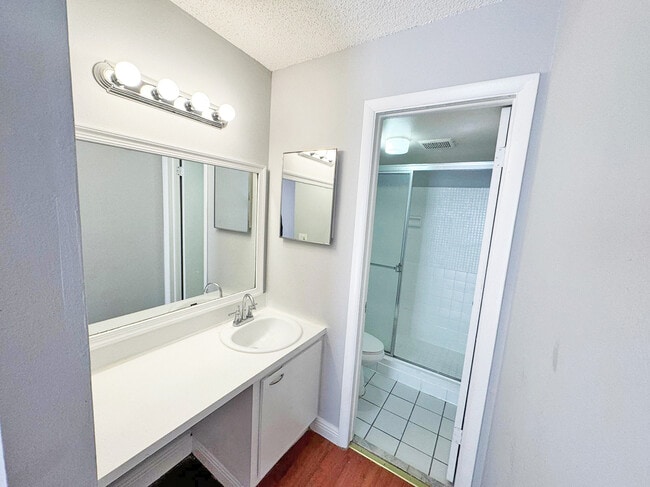 Building Photo - 4457 Treehouse Ln