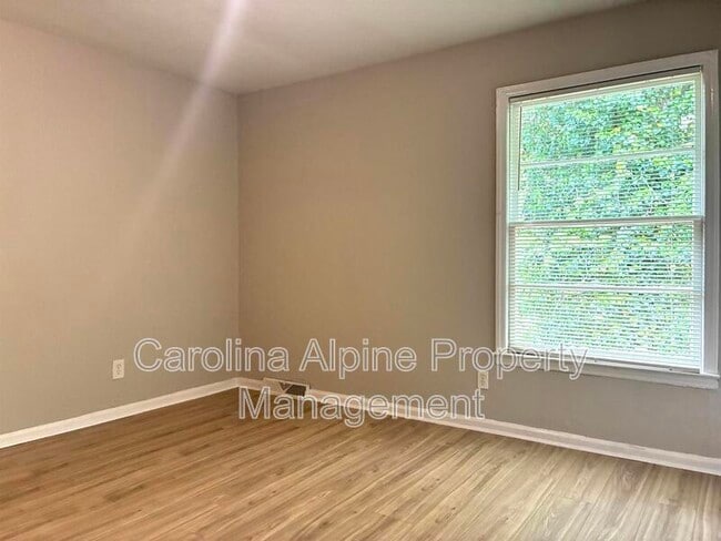 Building Photo - 6800 Fieldvale Pl