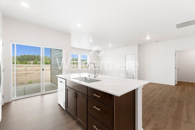 Building Photo - 3569 S Keller Ln