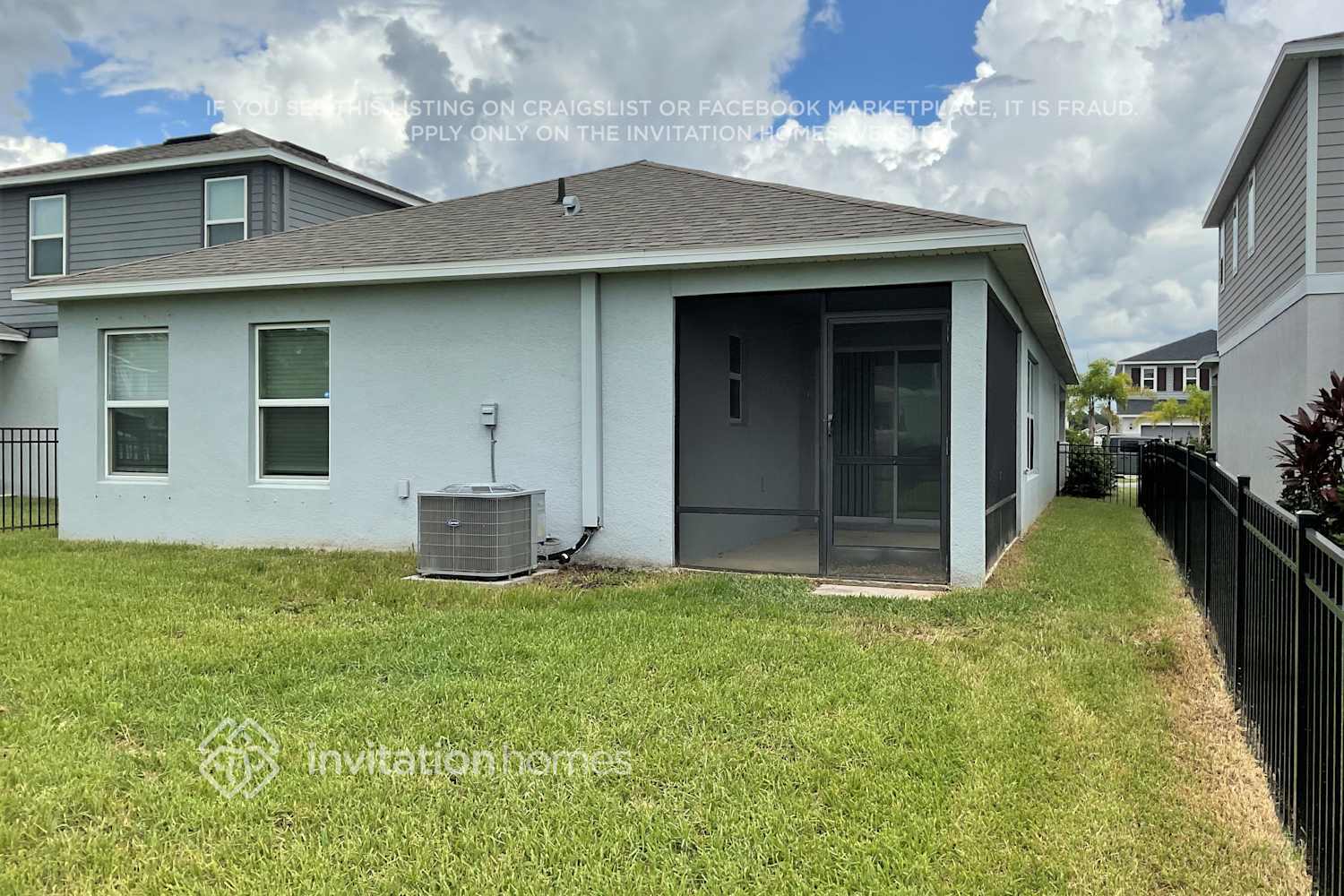 Building Photo - 9519 Baraboo Way