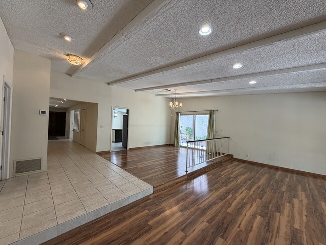 Building Photo - 2212 Plaza Del Prado