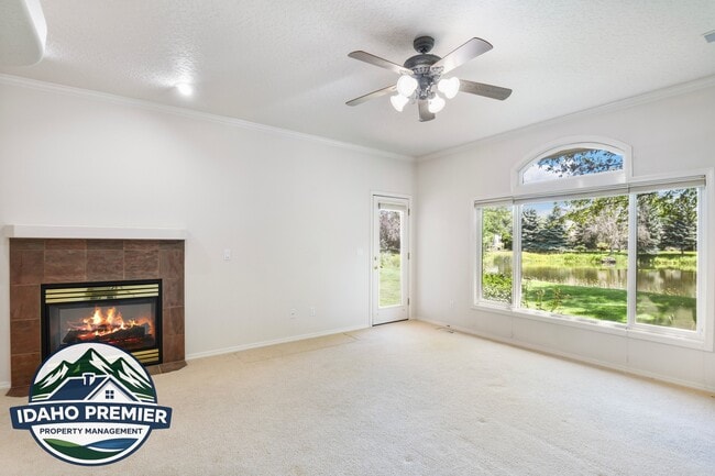 Building Photo - 481 E Trailside Dr