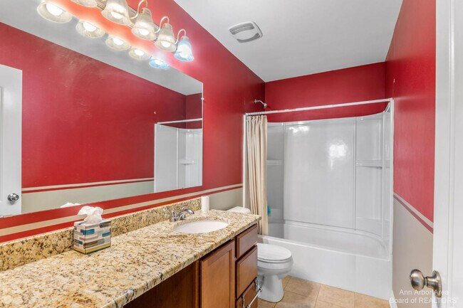 Building Photo - 4290 Hackberry Ct