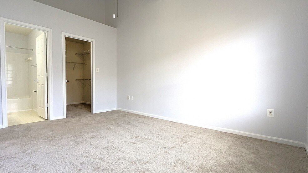 Building Photo - 46368 Hobbs Sq