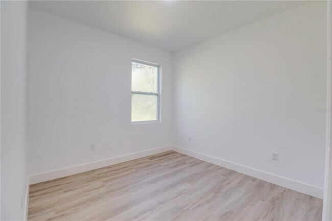 Building Photo - 125 Fisher Way