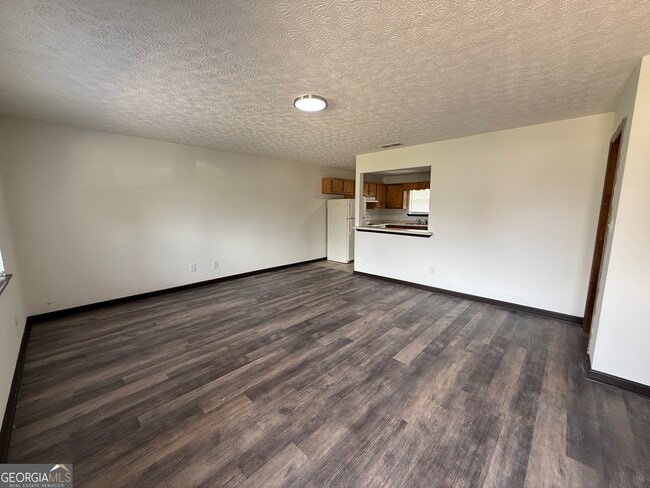 Building Photo - 265 Vincent Dr