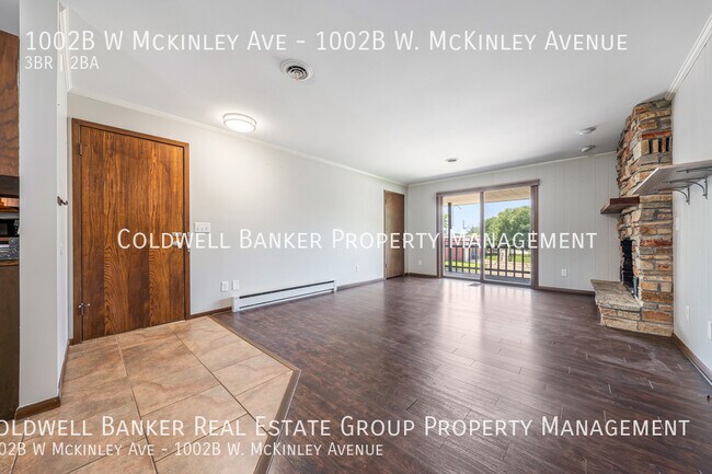 Building Photo - 1002 W McKinley Ave