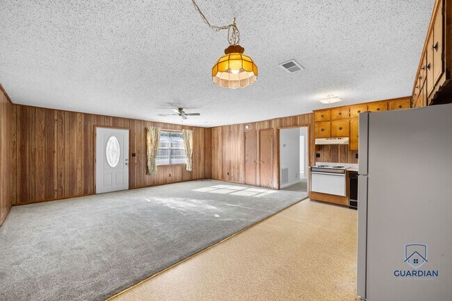 Building Photo - 359 - 503 North Hood Ave.