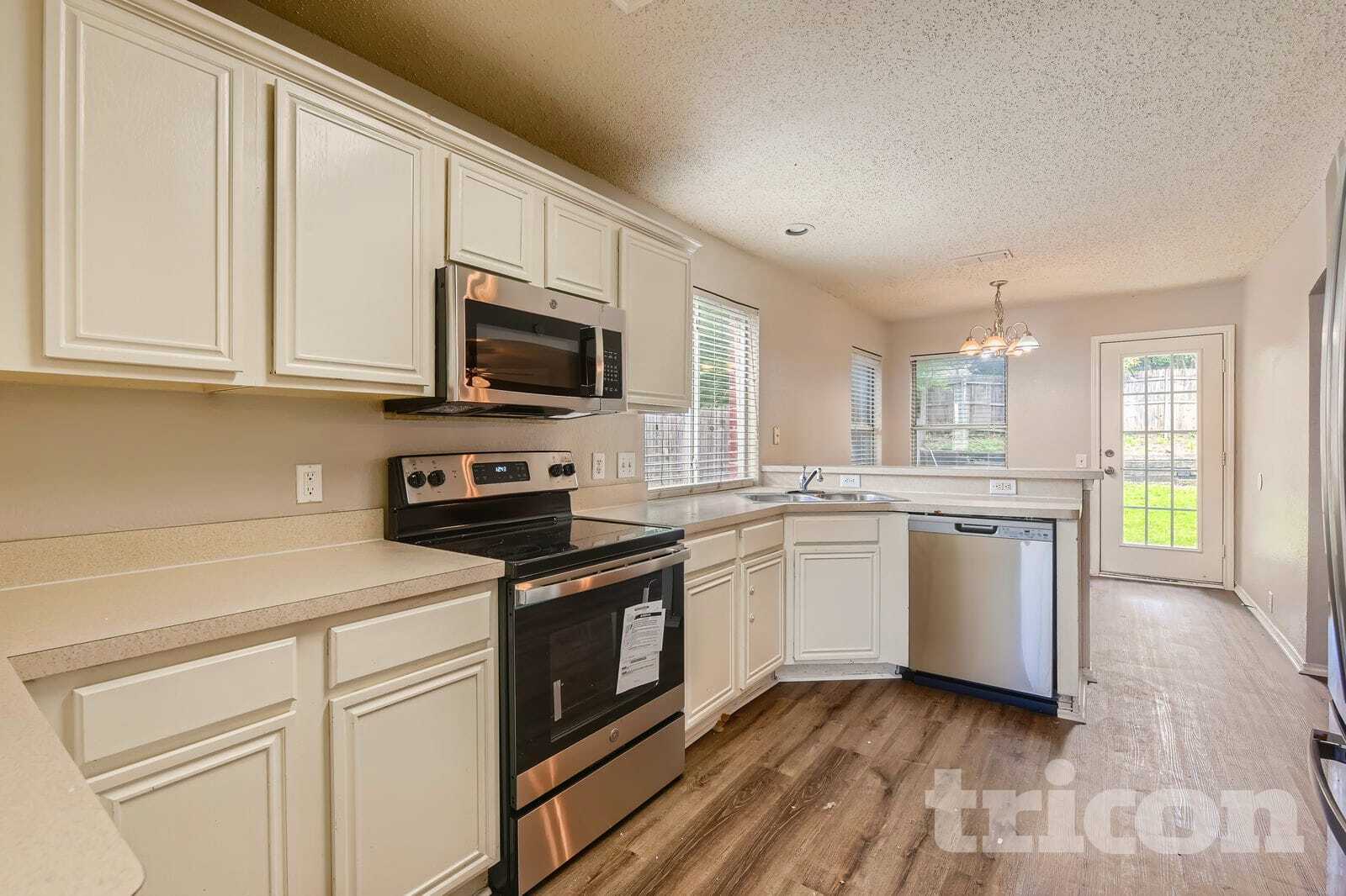 Building Photo - 821 Stafford Station Dr