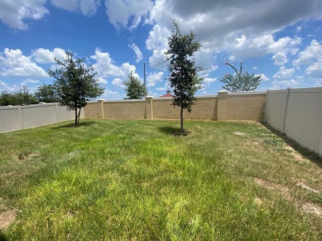 Building Photo - 4/2 Home in Haines City