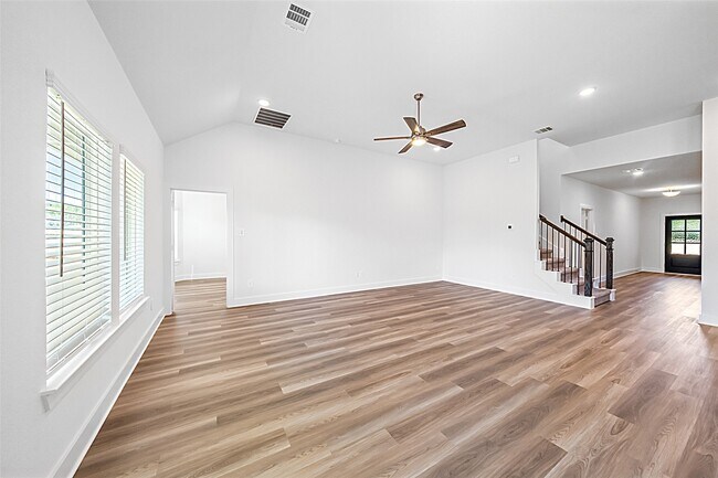 Building Photo - 21315 Mountain Haya Trl