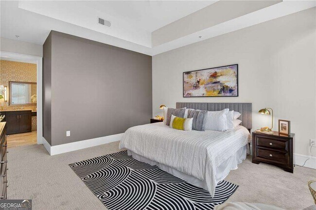 Building Photo - 1065 Peachtree St NE