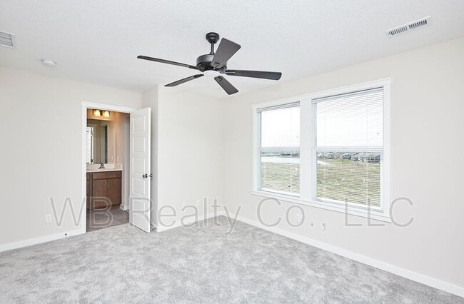 Building Photo - 1214 NW Yorktown Dr