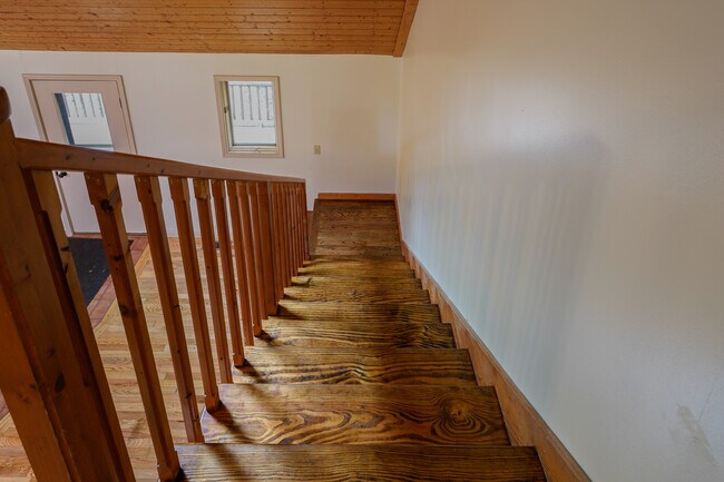 Building Photo - 480 Wingfield Way
