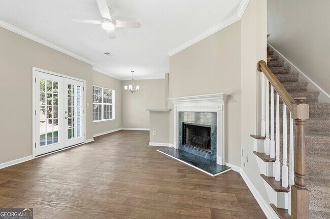 Building Photo - 130 S Fairfield Dr
