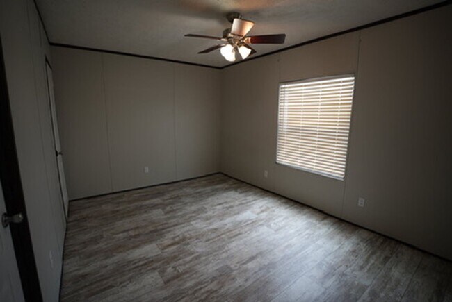 Building Photo - Spacious 2020 Clayton Home Awaits You just 1 mile to JSU!