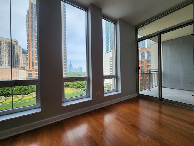 Building Photo - 1234/1250 S Michigan Ave
