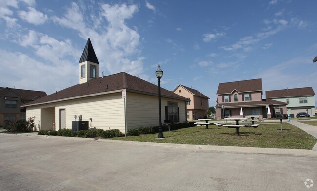 Building Photo - Sheldon Ranch