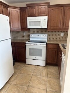 Building Photo - 17479 SW 140th Ct