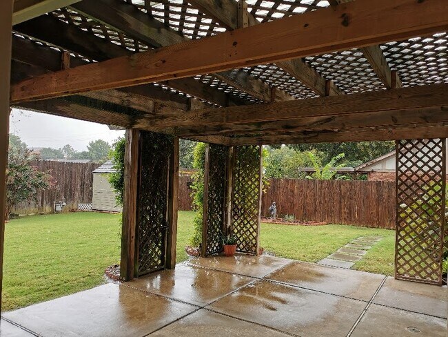 Building Photo - 6224 E 49th St