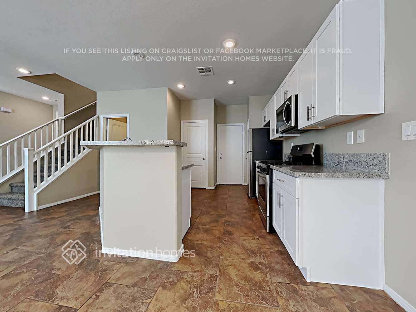 Building Photo - 9287 Alta Monte Ct