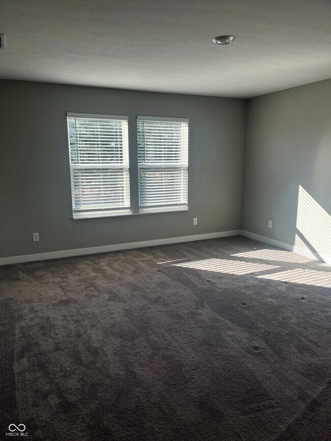 Building Photo - 1953 Goodwin Pl