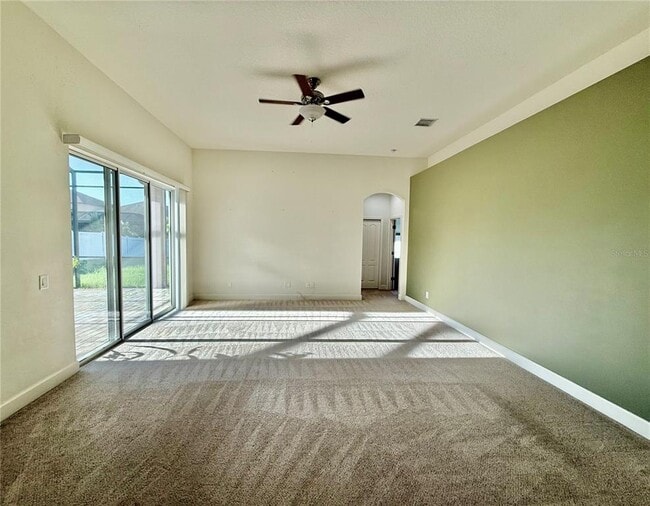Building Photo - 10755 Rockledge View Dr