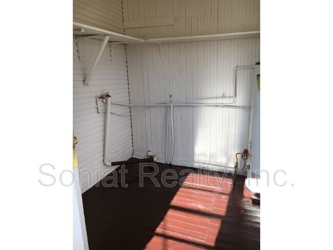 Building Photo - 4501 Baudin St