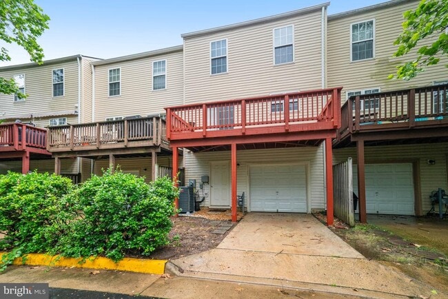 Building Photo - 6187 Les Dorson Ln