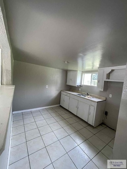 Building Photo - 521 N 9th St