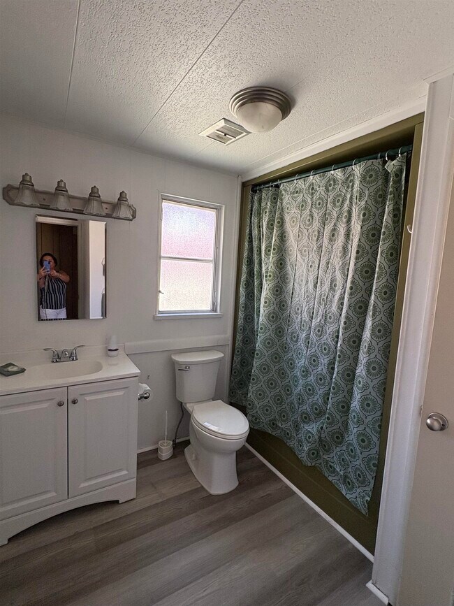 Building Photo - 892 Palermo Rd