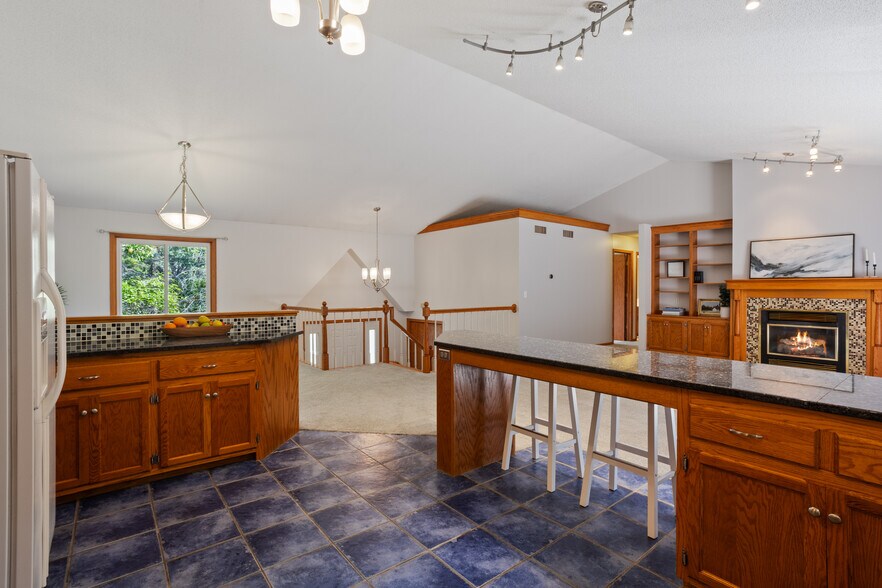 Building Photo - 18525 County Road 24