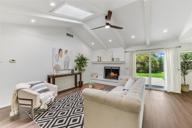 Building Photo - 1503 Westbury Trail