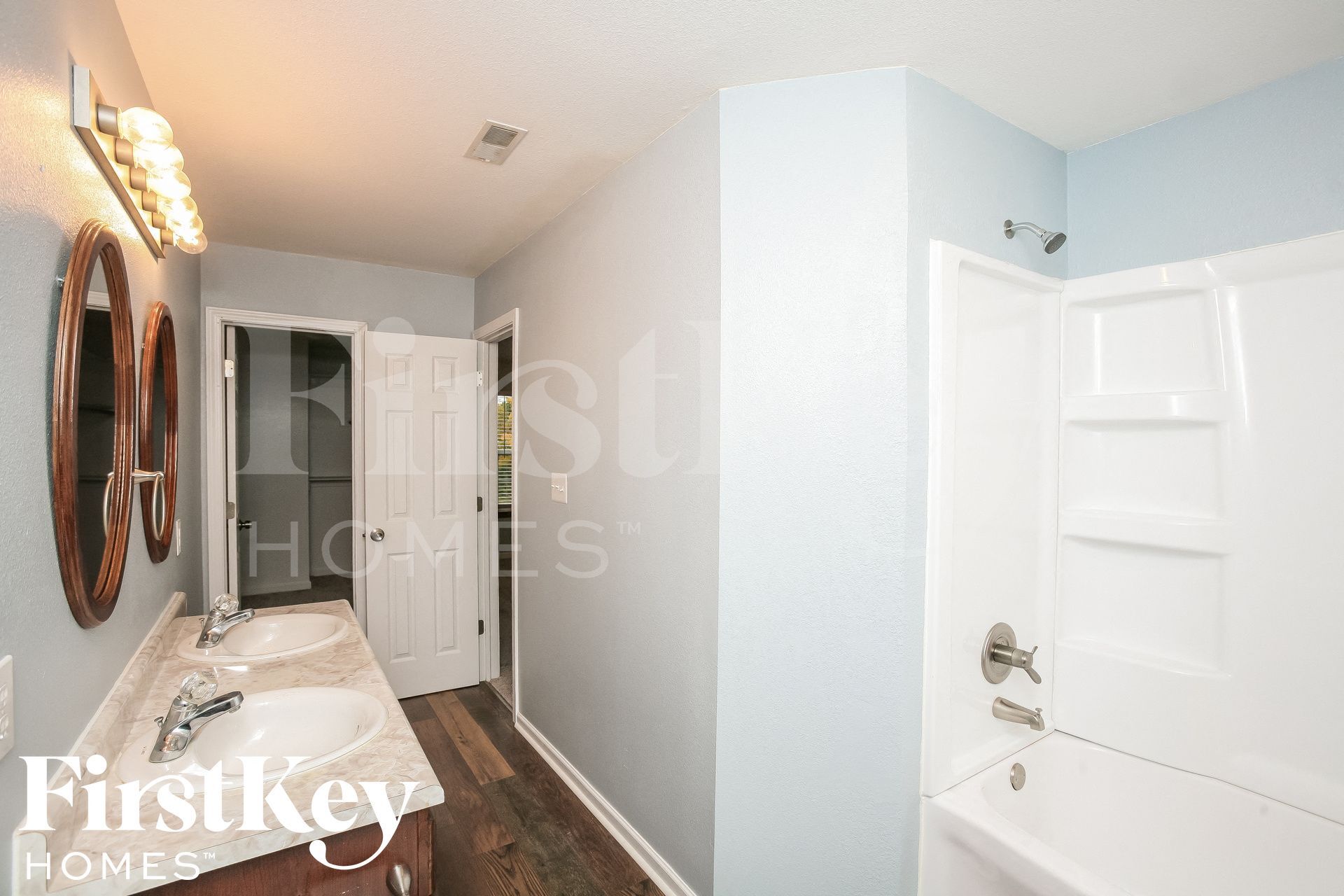 Building Photo - 275 Lazy Hollow Dr