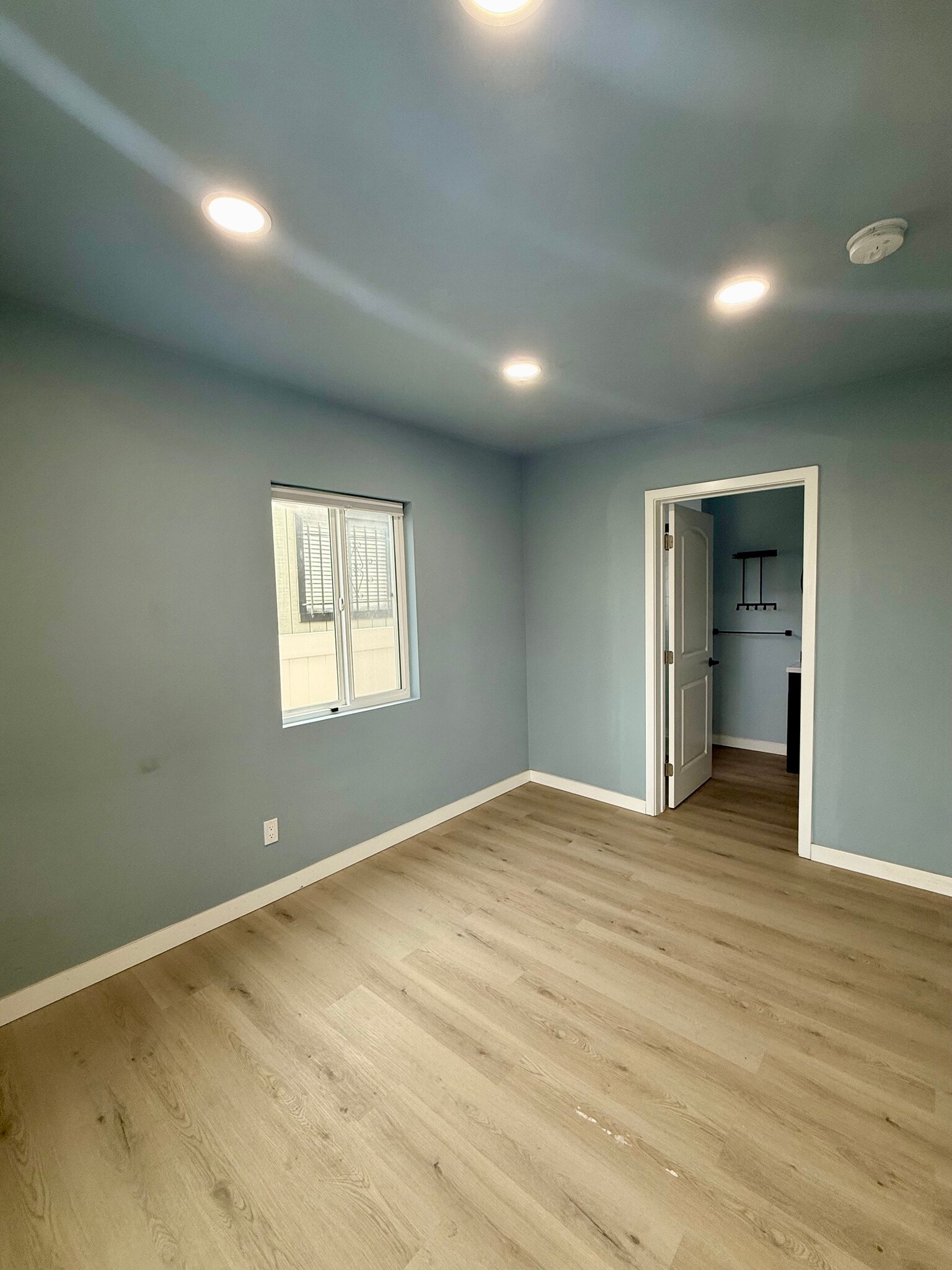 Building Photo - 6006 S Wilton Pl