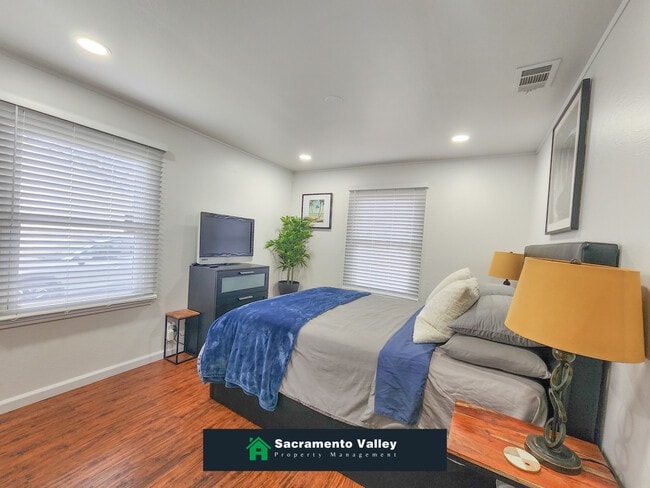 Building Photo - 3500 Marjorie Way