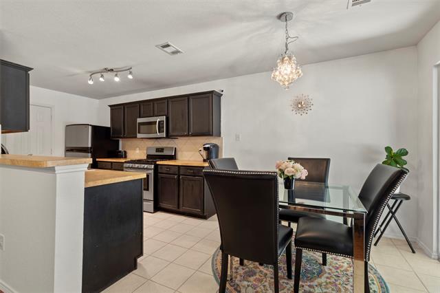 Building Photo - 267 Salmon Lake Dr